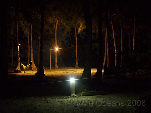 P2192452.JPG - The resort likes talk up the sports facilities... the floodlit volleyball court and the mysterious 'chest game'