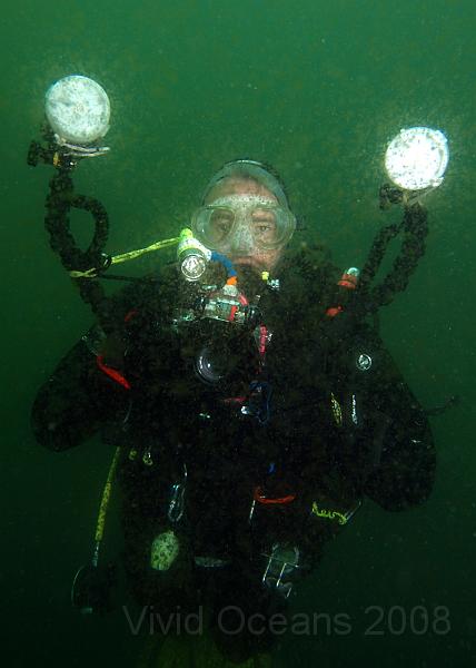RS310873.JPG - The water was basically clear but was filled with evil little brown globs which got in the way of taking pictures