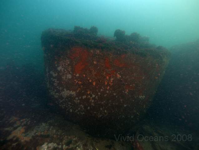 RS217974.JPG - There is a third boilery thing, somewhat smaller than the other two and standing on its end.