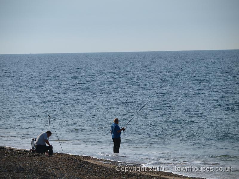 E3113431.JPG - Anglers