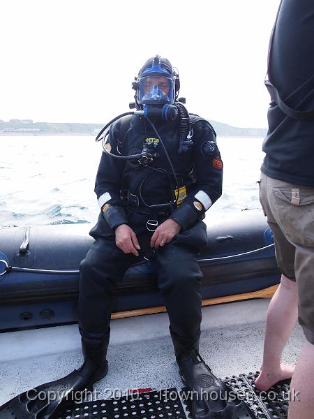 EPL20422.jpg - Rich - underwater cameraman (camera free)
